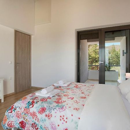 Serenity Villa Corinth Bagian luar foto